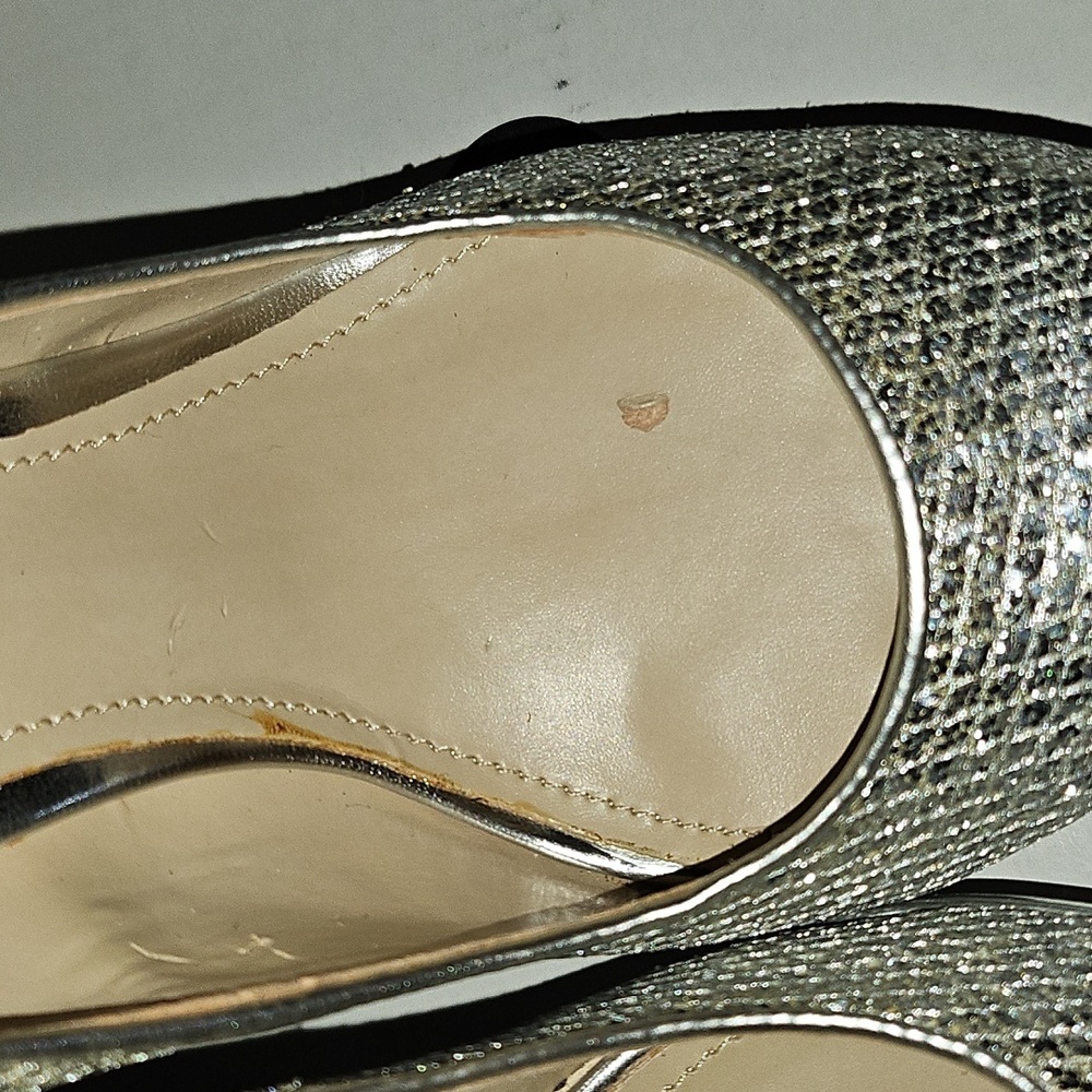 Aldo Fran Silver Platform Heels Size 8 - Picture 9 of 16